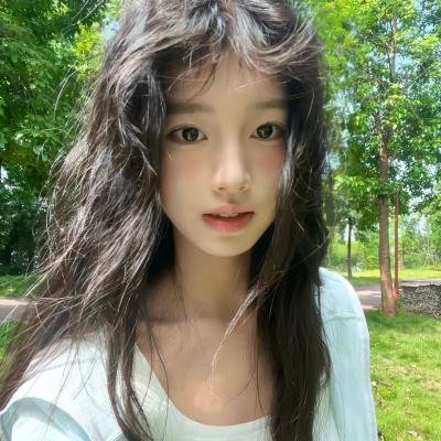 想被拥抱的12个女人
